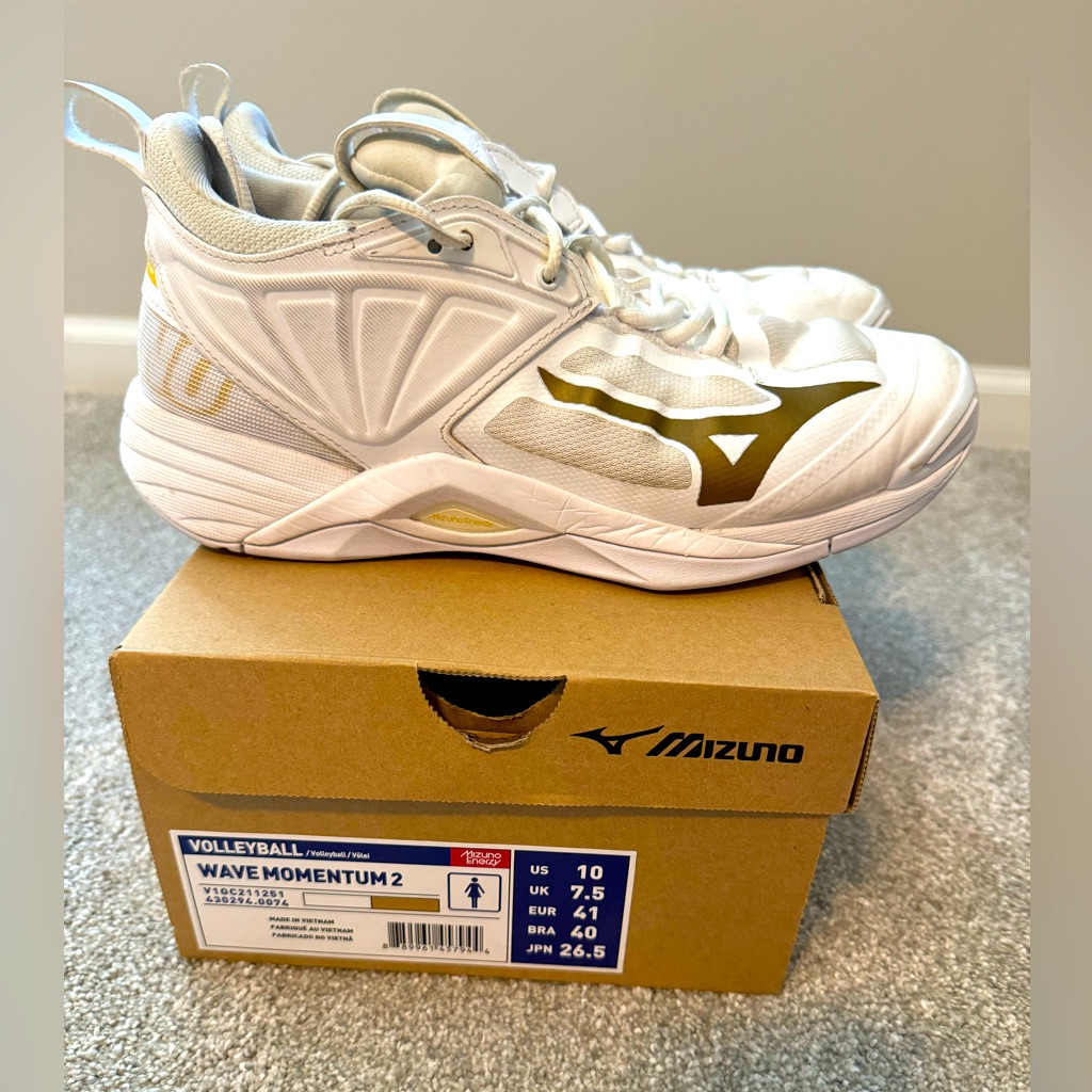 Mizuno Wave Momentum 2 Size 10